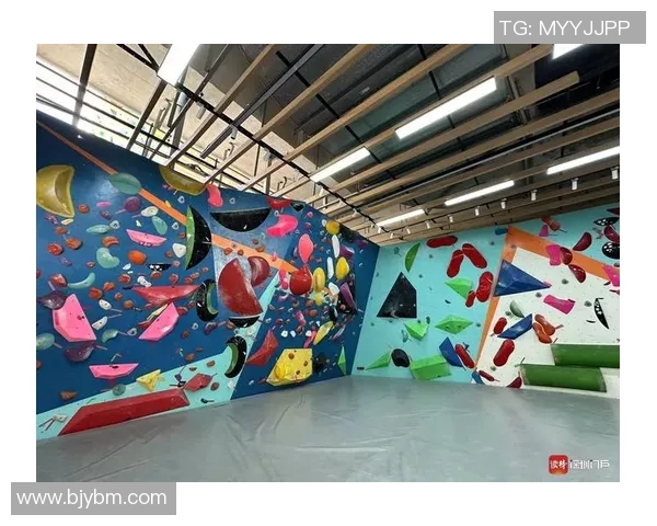 深圳攀岩队的意识探讨与发展:攀岩运动的精神与团队文化分析