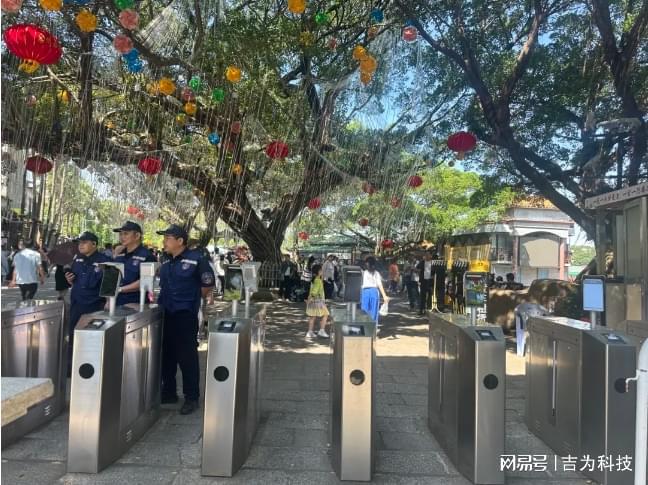 88858cc永利集团国度5A级旅游景区-惠州西湖上线吉为科技人脸辨认一体机体系(图4)